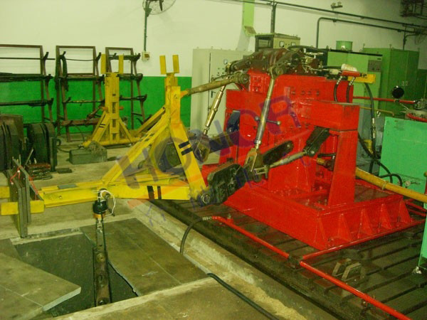 提升器試驗(yàn)臺